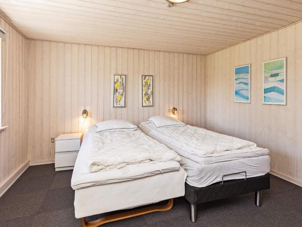 10 Person Holiday Home In Vinderup Eksteriør billede