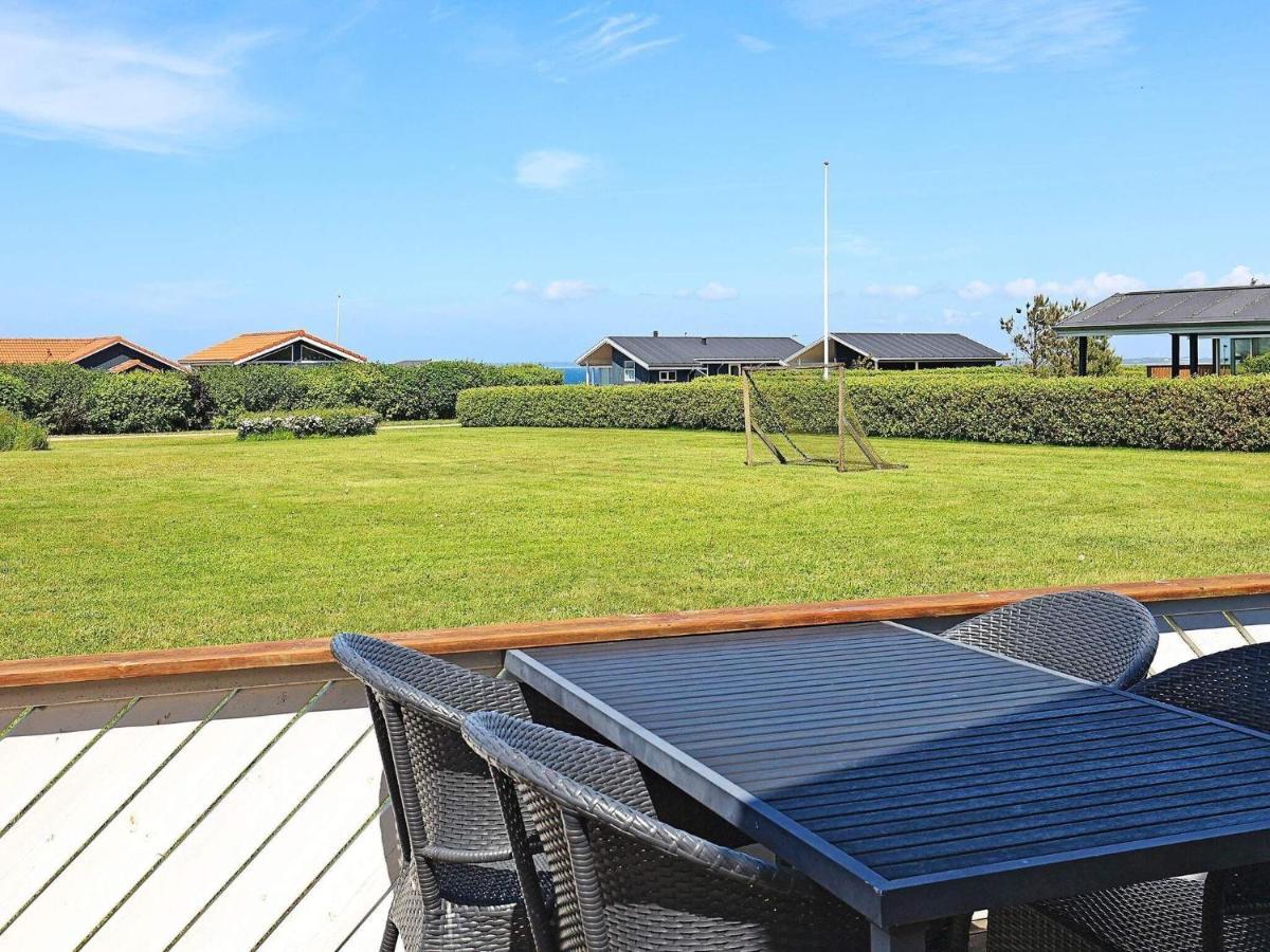 10 Person Holiday Home In Vinderup Eksteriør billede